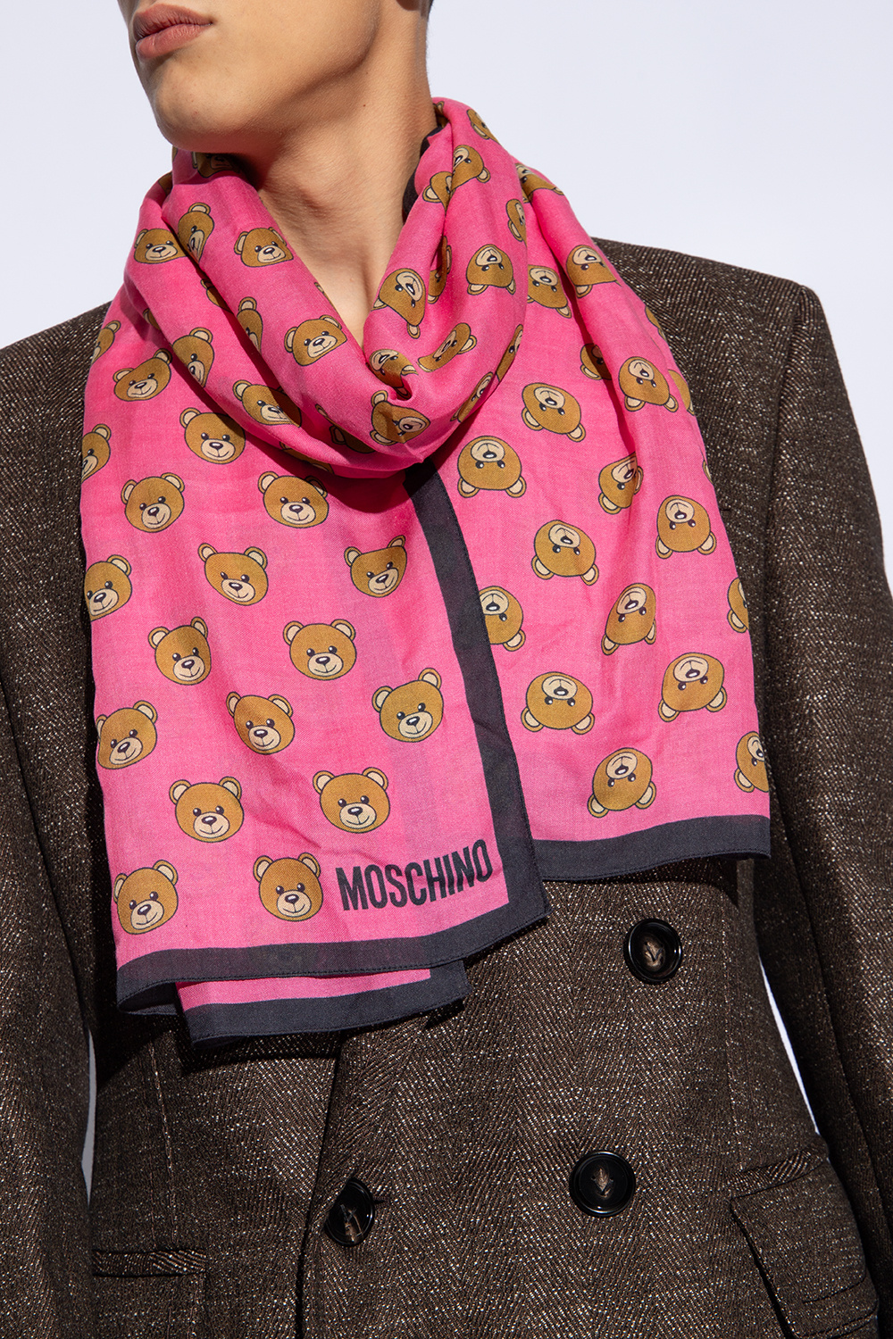 Moschino best sale teddy scarf